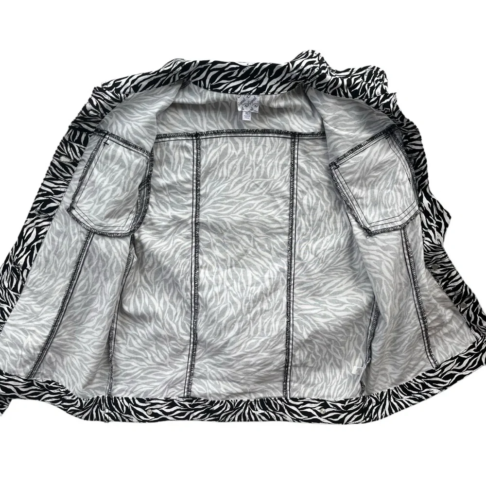 Disney D-Signed Girl’s XL Black White, Zebra Print Button Cotton Jacket #L865JC1